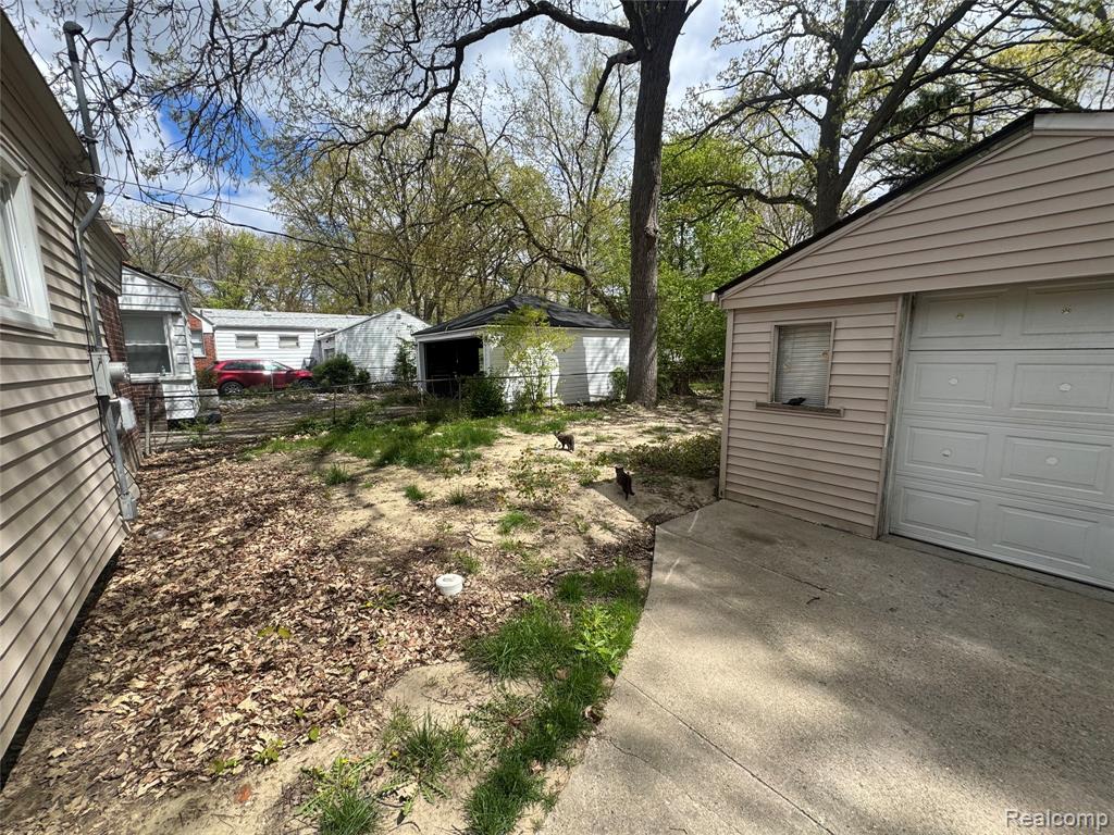 12696 Riverview Street, Detroit, MI 48223 — Photo 8