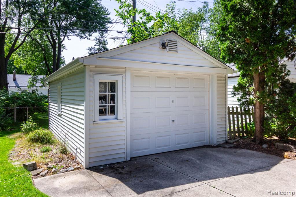 4237 Wakefield Road, Berkley, MI 48072 — Photo 30