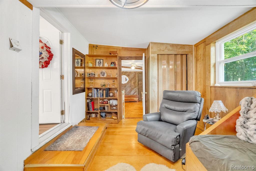 1120 HUBBLE Drive, Holly, MI 48442 — Photo 12