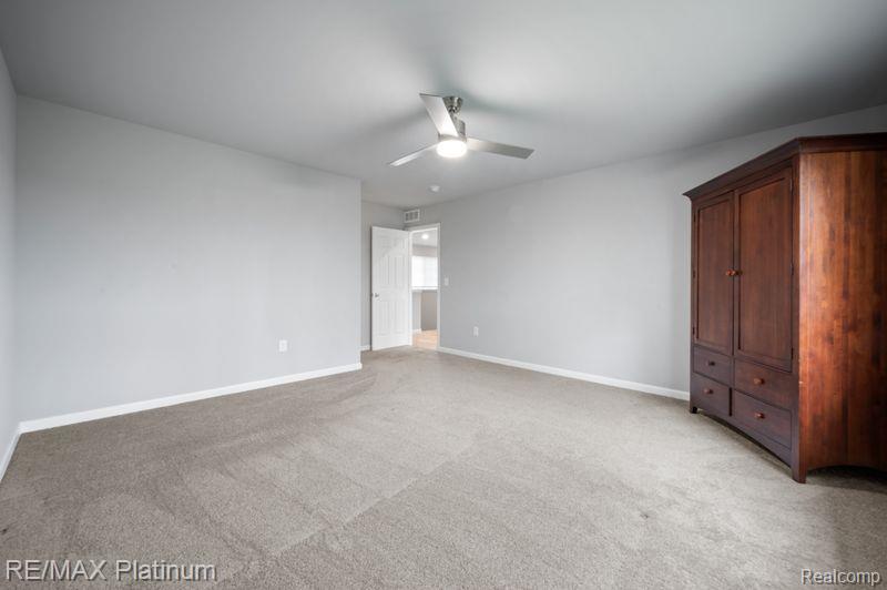 2869 W Sycamore River Drive, Fowlerville, MI 48836 — Photo 13
