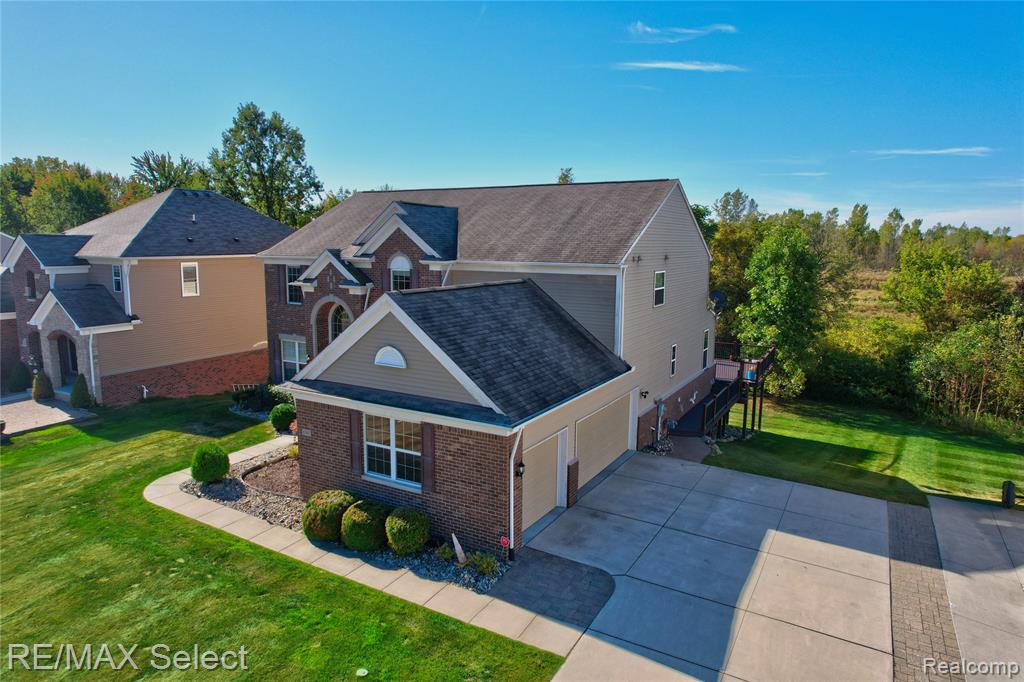 6363 Amber Lane, Grand Blanc, MI 48439 — Photo 4