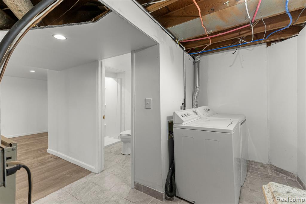 6872 Lathers Street, Garden City, MI — Photo 30