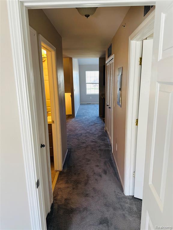 663 Lewa Downs Drive, Pontiac, MI 48341 — Photo 11