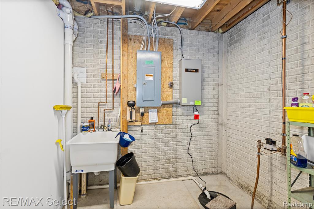 9267 Jill Marie Lane, Swartz Creek, MI 48473 — Photo 23