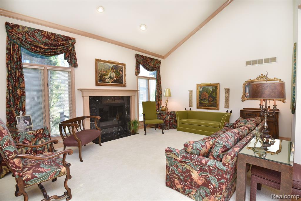 37738 AMBER Drive, Farmington Hills, MI 48331 — Photo 7