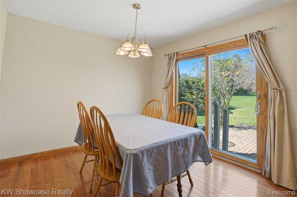 2015 Huntingdon Drive, Wixom, MI 48393 — Photo 13