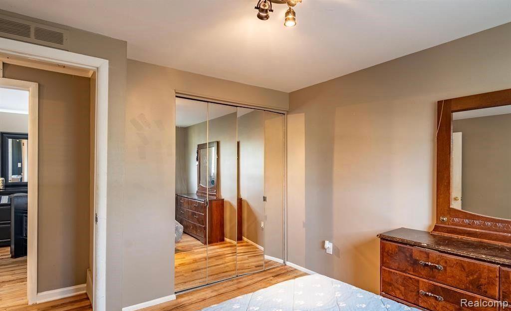 41210 PAIGN Drive, Sterling Heights, MI 48313 — Photo 19