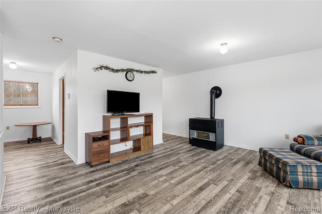 5265 Smiths Creek Road, Kimball, MI — Photo 15