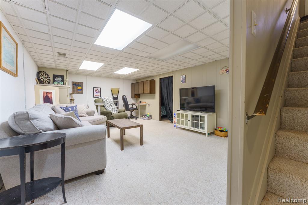 4231 Stanley Court, Waterford, MI 48329 — Photo 21