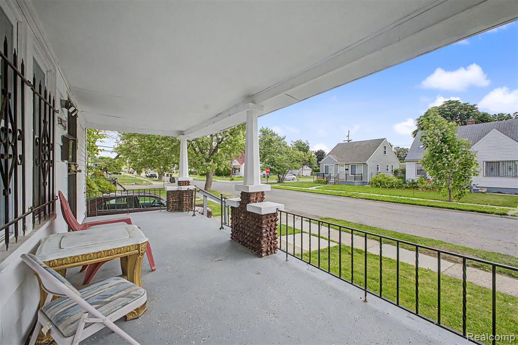 6539 Greenview Avenue, Detroit, MI 48228 — Photo 3