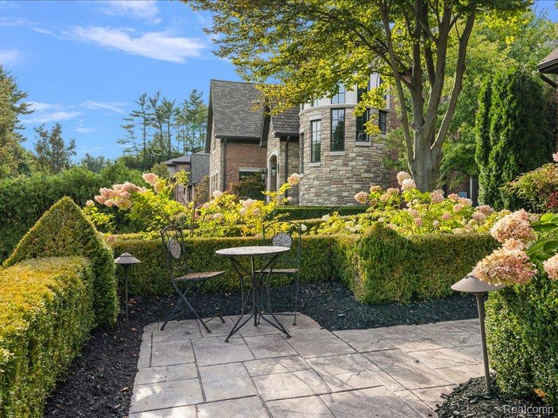 44104 Verona Lane, Northville, MI 48168 — Photo 37