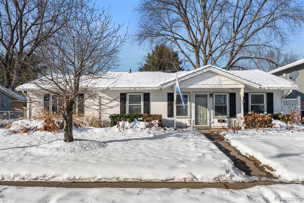 6404 Richalle Street, Brighton, MI 48116 — Photo 2