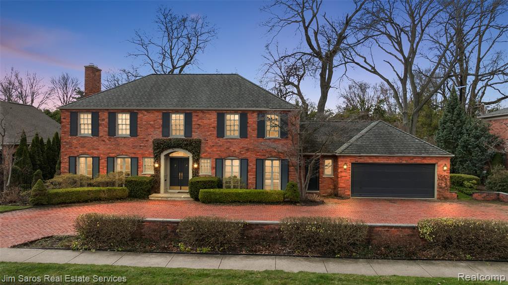 25 Warner Road, Grosse Pointe Farms, MI 48236 — front exterior