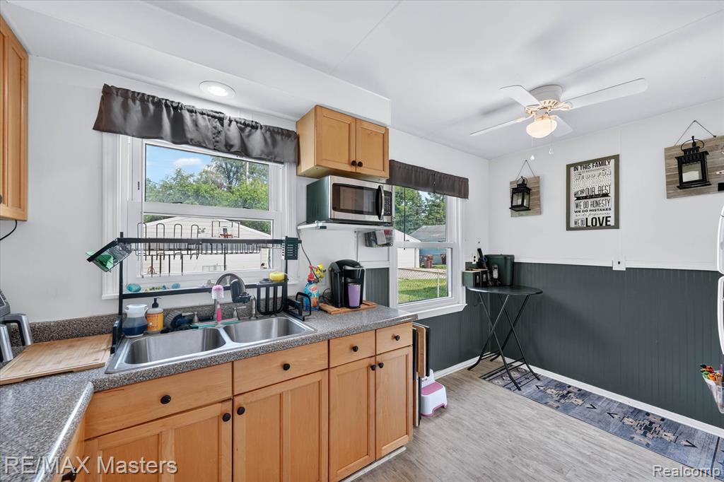 4643 Niagara Street, Wayne, MI 48184 — Photo 10