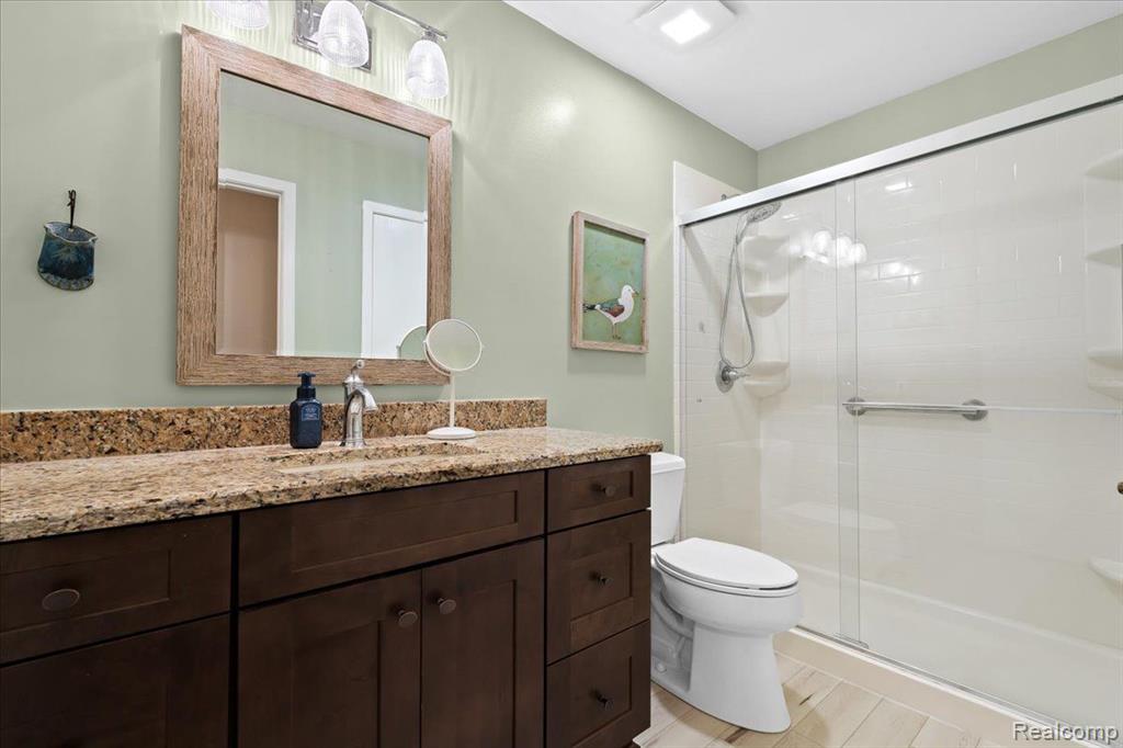 456 WINWOOD Circle, Walled Lake, MI 48390 — Photo 25