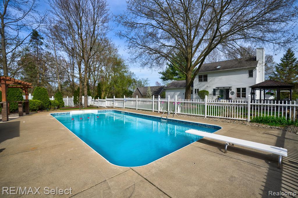 7404 HAVILAND BEACH Drive, Linden, MI 48451 — Photo 12