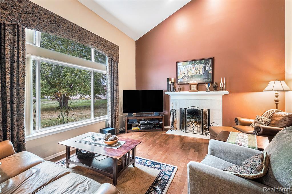 8488 Grand View Drive, Grand Blanc, MI 48439 — Photo 6