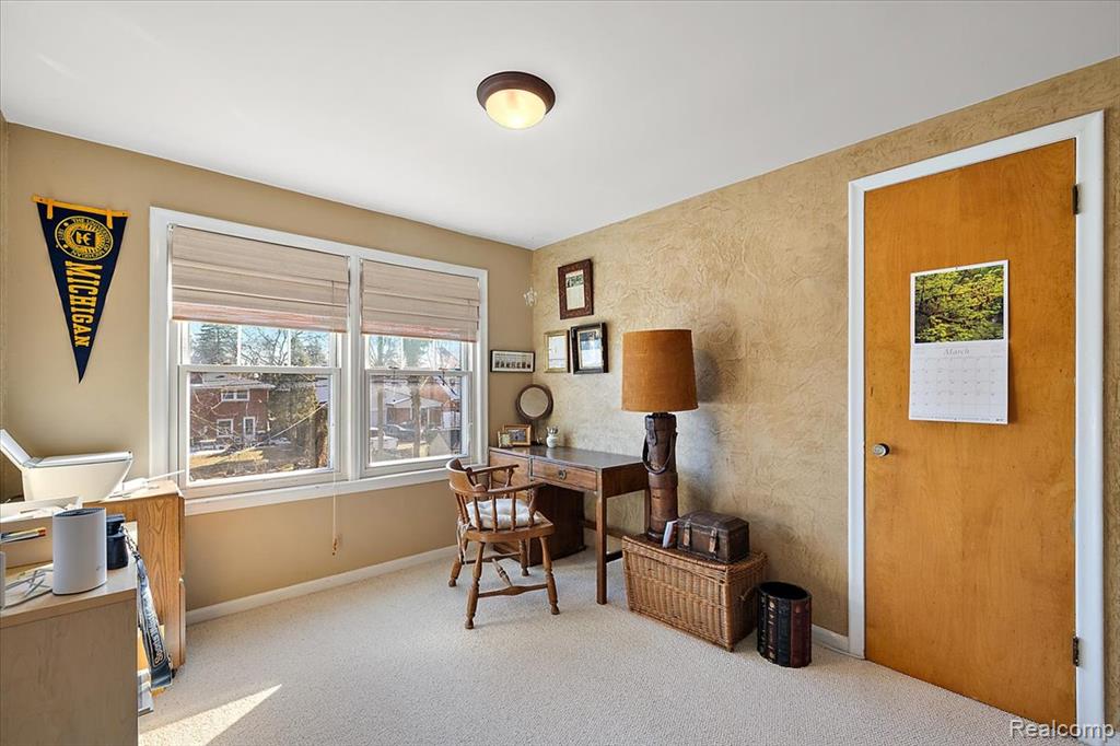 17601 Cambridge Boulevard, Lathrup Village, MI 48076 — Photo 31