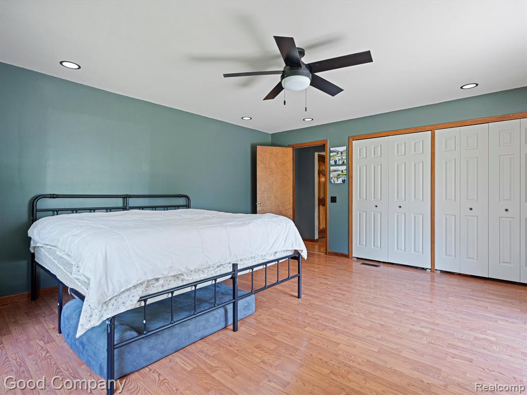 210 SCHRUM Drive, Whitmore Lake, MI 48189 — Photo 13
