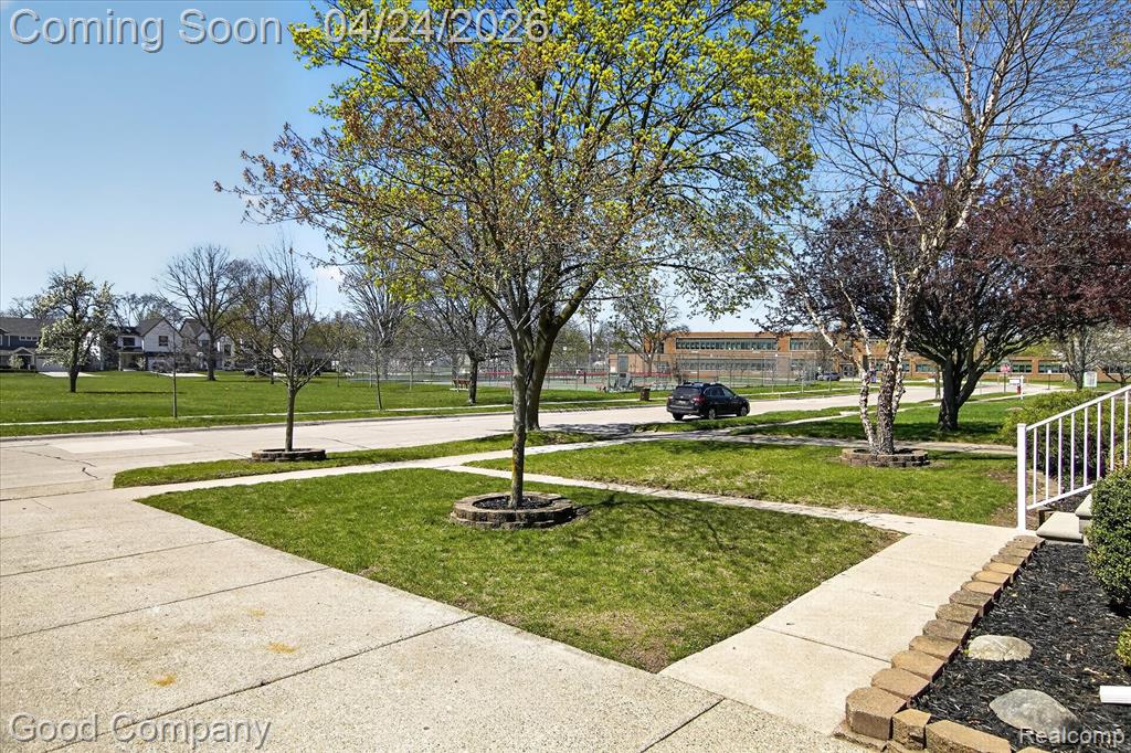 4336 Mandalay Avenue, Royal Oak, MI 48073 — Photo 4