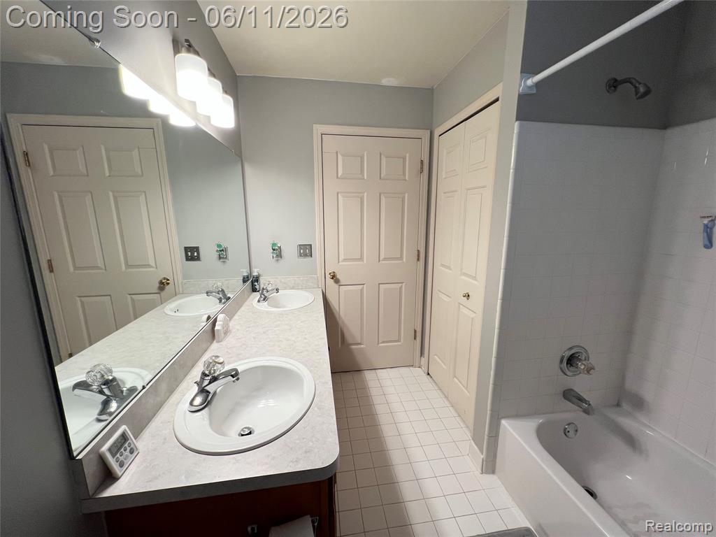 57572 Suffield Drive, Washington, MI — Photo 21