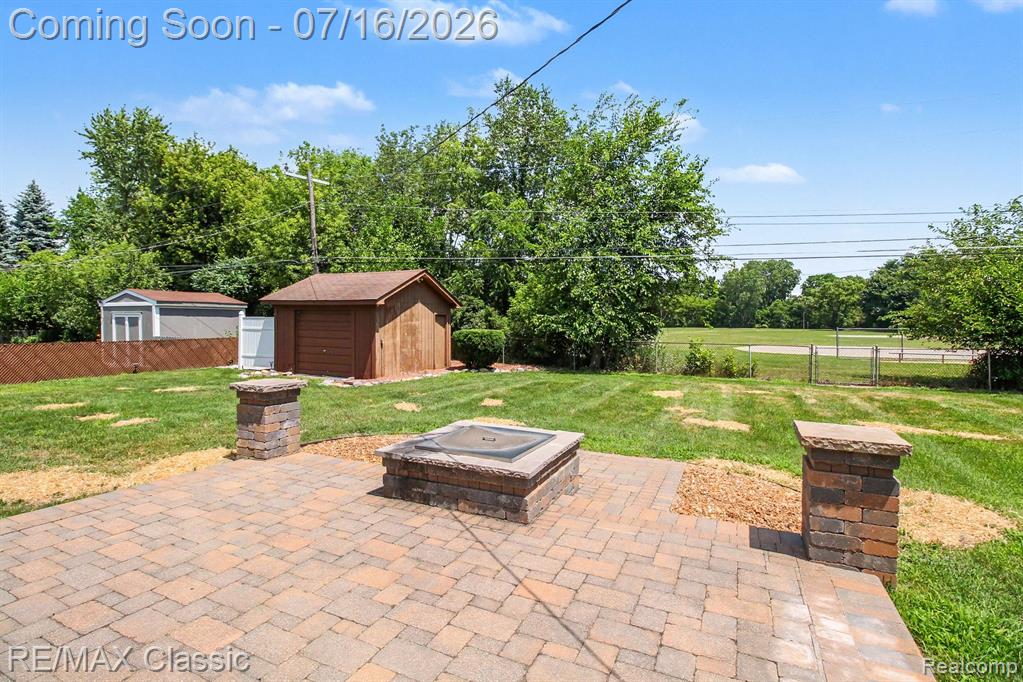 22900 Valerie Street, South Lyon, MI 48178 — Photo 17