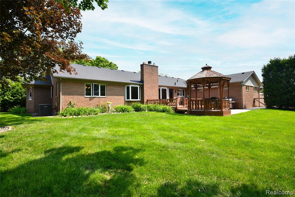 960 Eckford Drive, Troy, MI 48085 — Photo 35