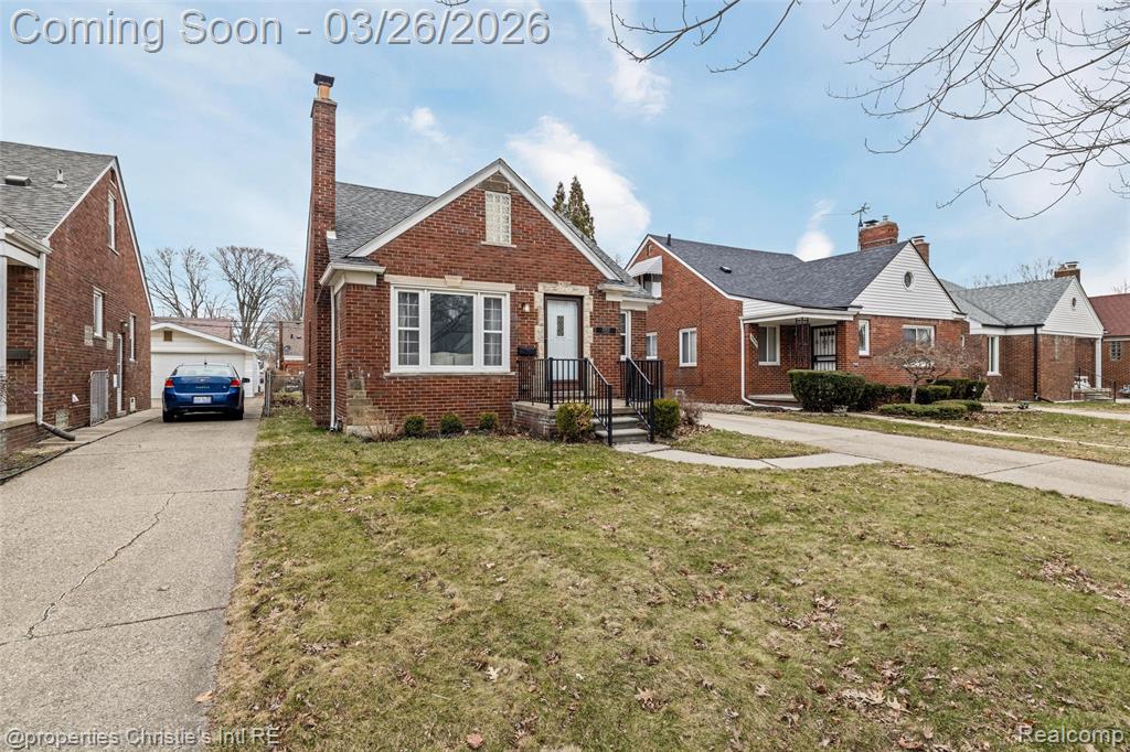 20631 Lochmoor Street, Harper Woods, MI 48225 — Photo 39