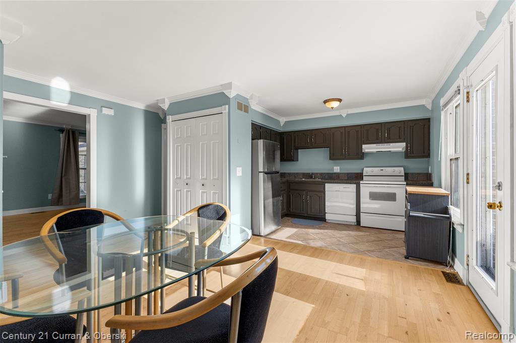 16685 Rudgate Street, Southgate, MI 48195 — Photo 15