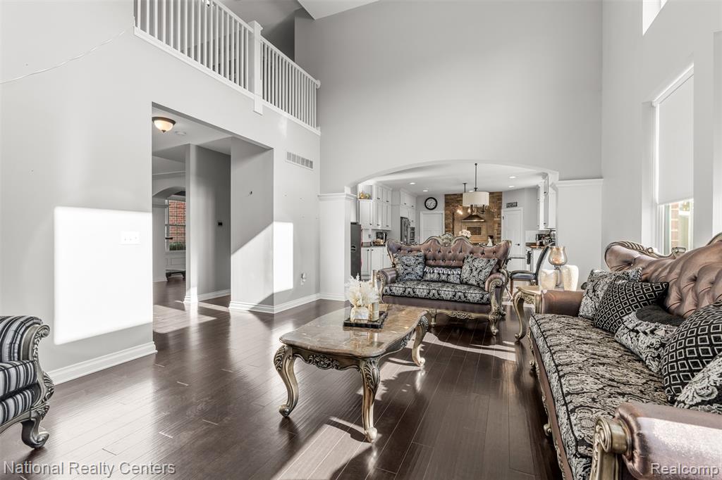 17632 Goldeneye Drive, Clinton Twp, MI 48038 — Photo 11