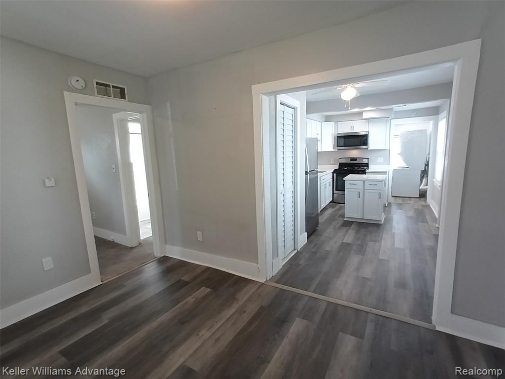 15345 Sumner, Redford, MI 48239 — Photo 8