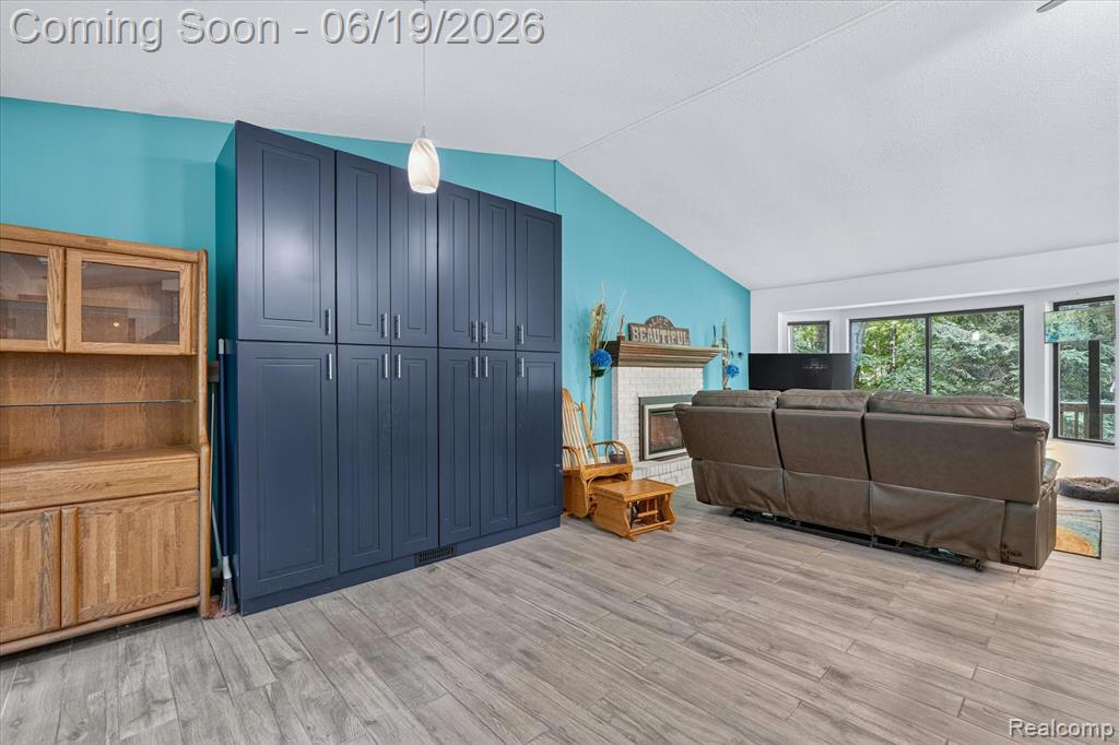 4200 Stockemer, White Lake, MI 48383 — Photo 7