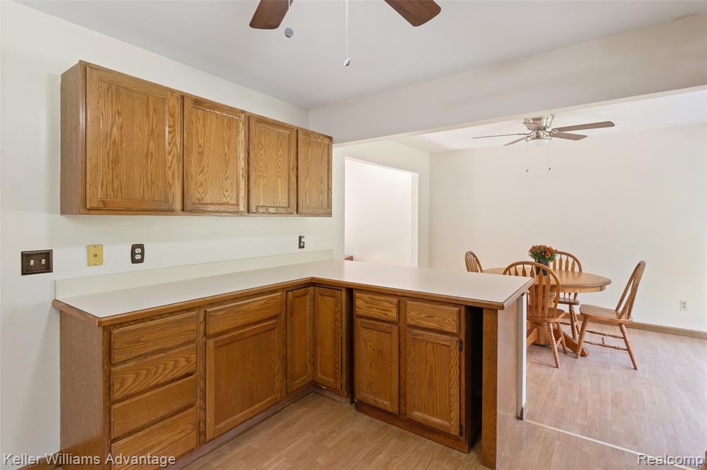 5671 Caren Drive, Ypsilanti, MI 48197 — Photo 9