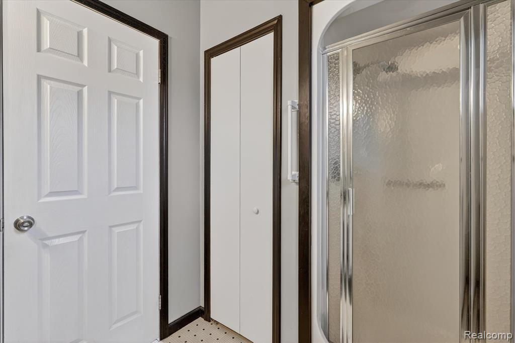 7336 Mustang Drive, Clarkston, MI — Photo 35