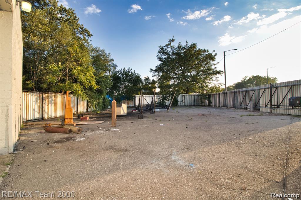 8401 W Chicago, Detroit, MI 48204 — Photo 7