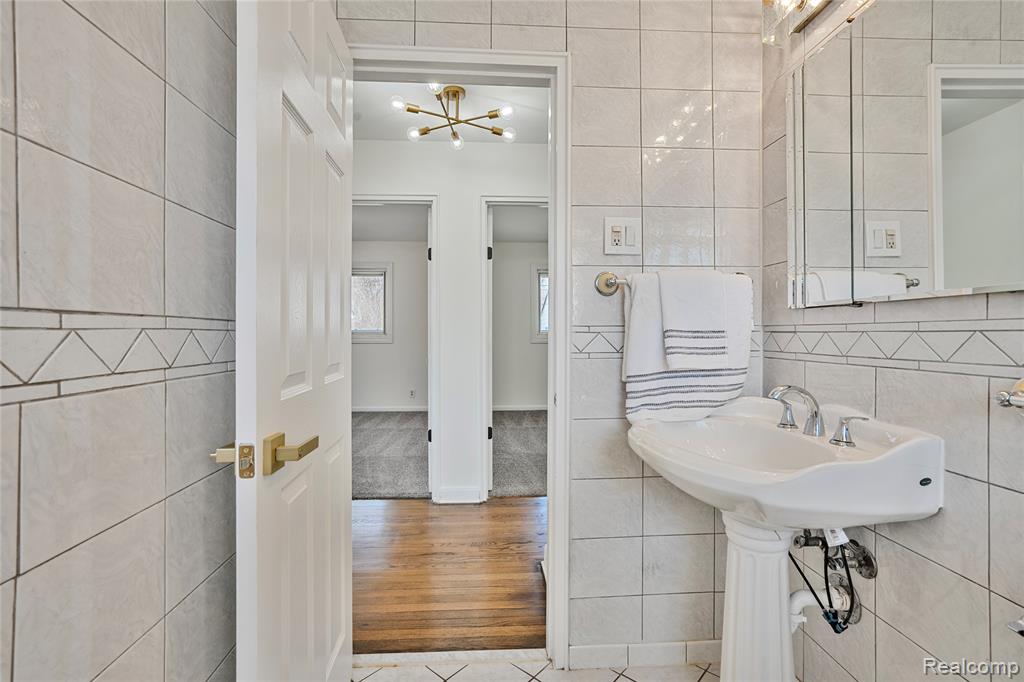 4971 Julius Boulevard, Westland, MI 48186 — Photo 17