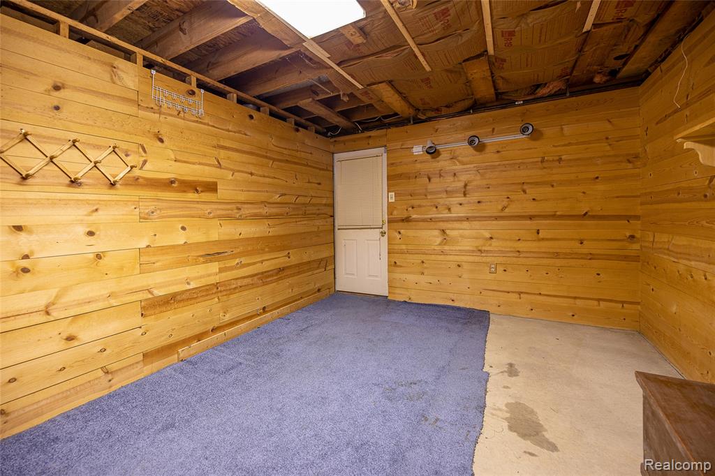 6855 Lyons Road, Imlay City, MI 48444 — Photo 43
