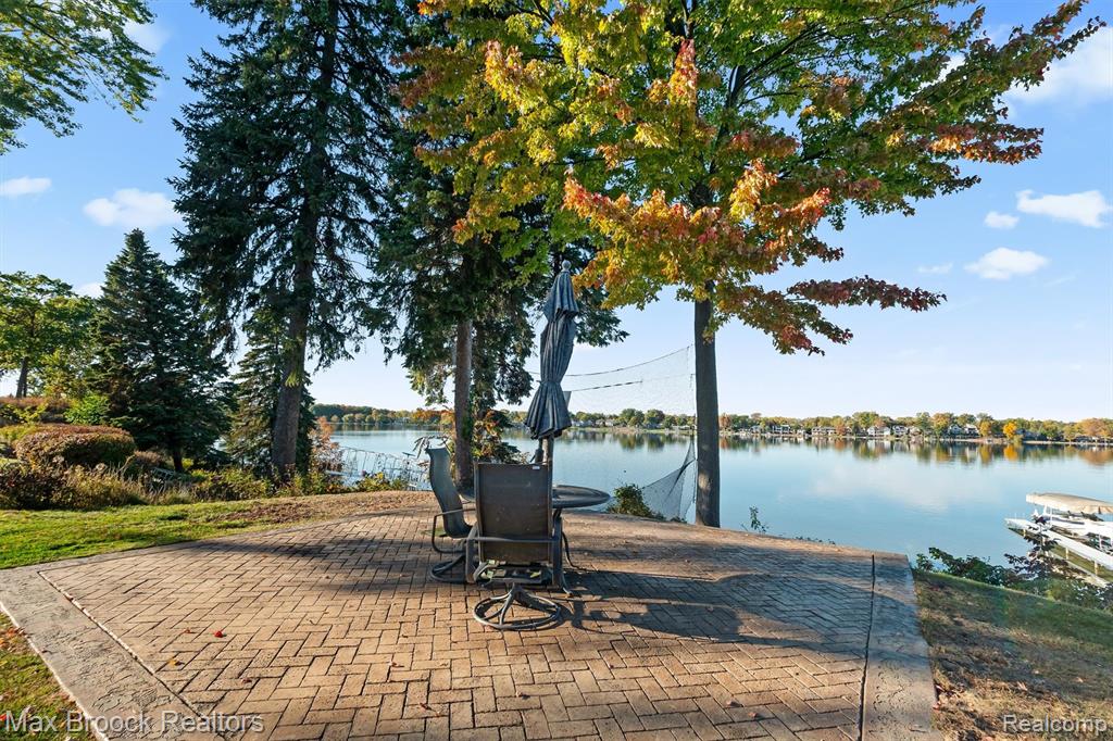 4764 Dow Ridge Road, Orchard Lake Village, MI 48324 — Photo 81