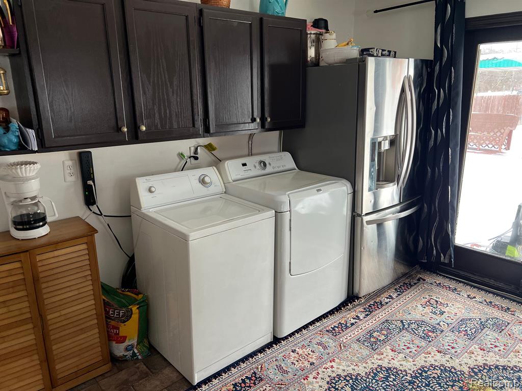 5621 HARDING Street, Dearborn Heights, MI 48125 — Photo 9