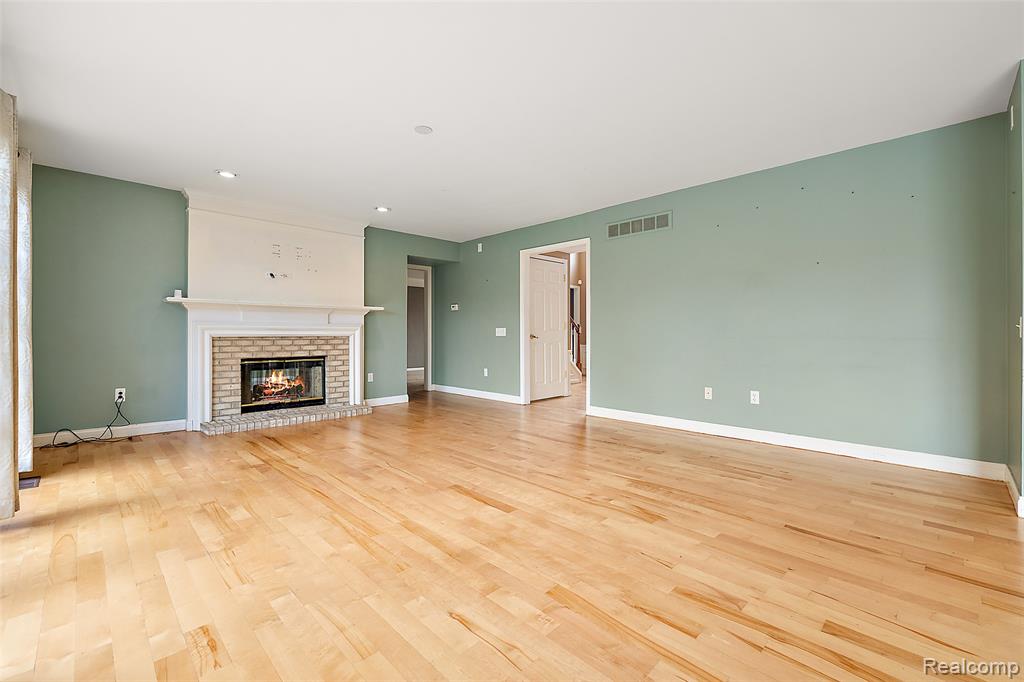 5699 Applegrove Drive, West Bloomfield, MI 48324 — Photo 9