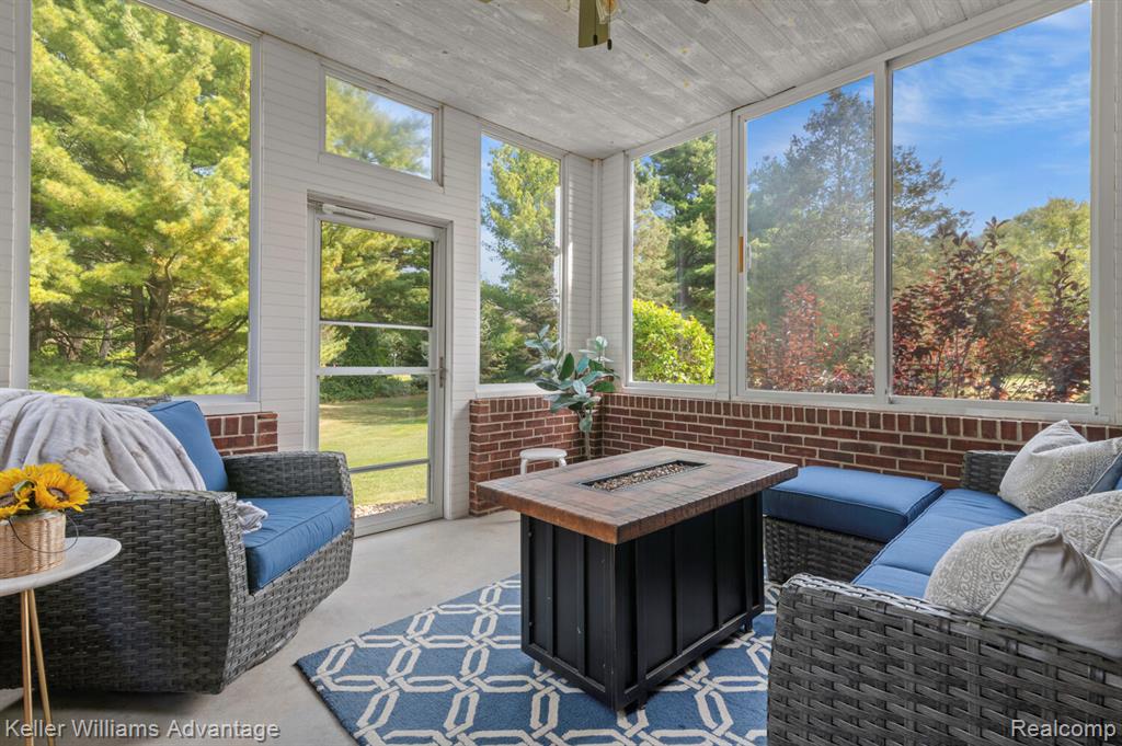 4710 Botany Glen, Commerce Twp, MI 48382 — Photo 18