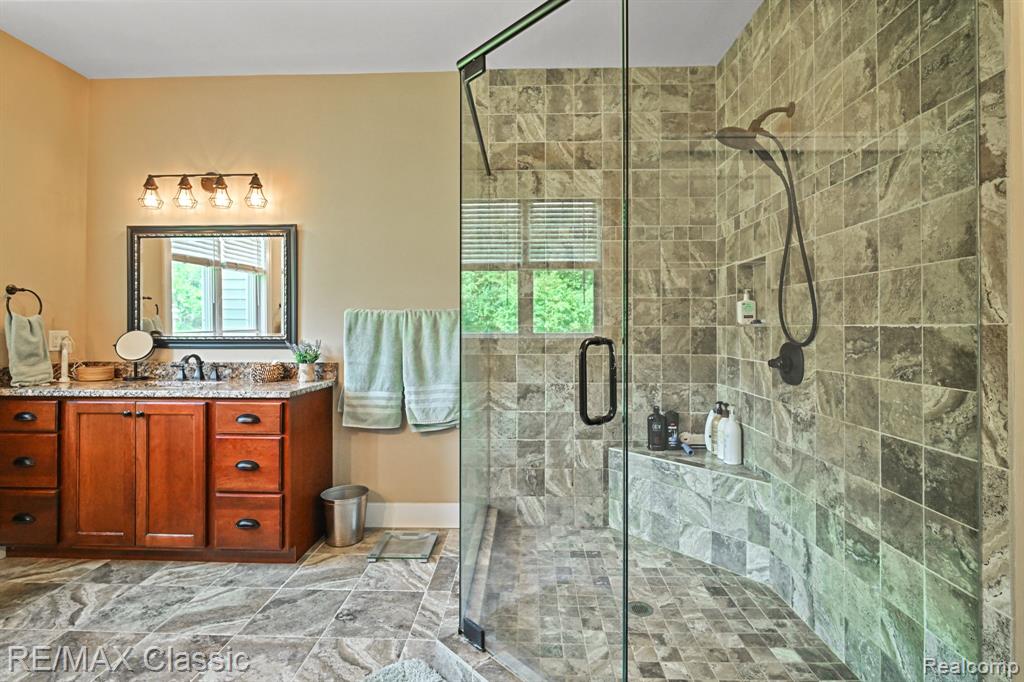 5314 WALNUT CREEK Lane, Ann Arbor, MI 48105 — Photo 29