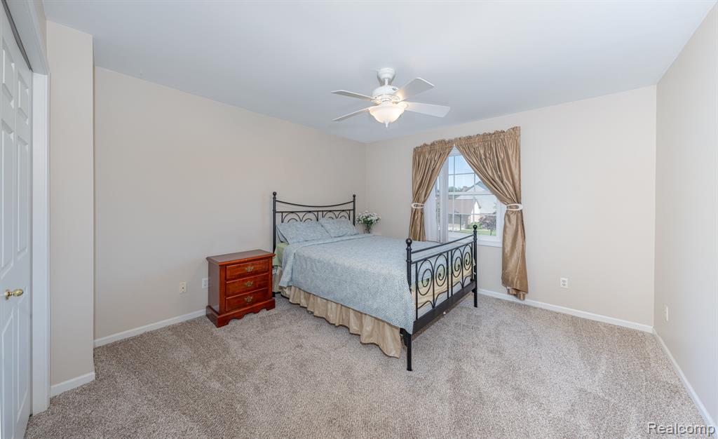 46856 GLENGARRY Boulevard, Canton, MI 48188 — Photo 44