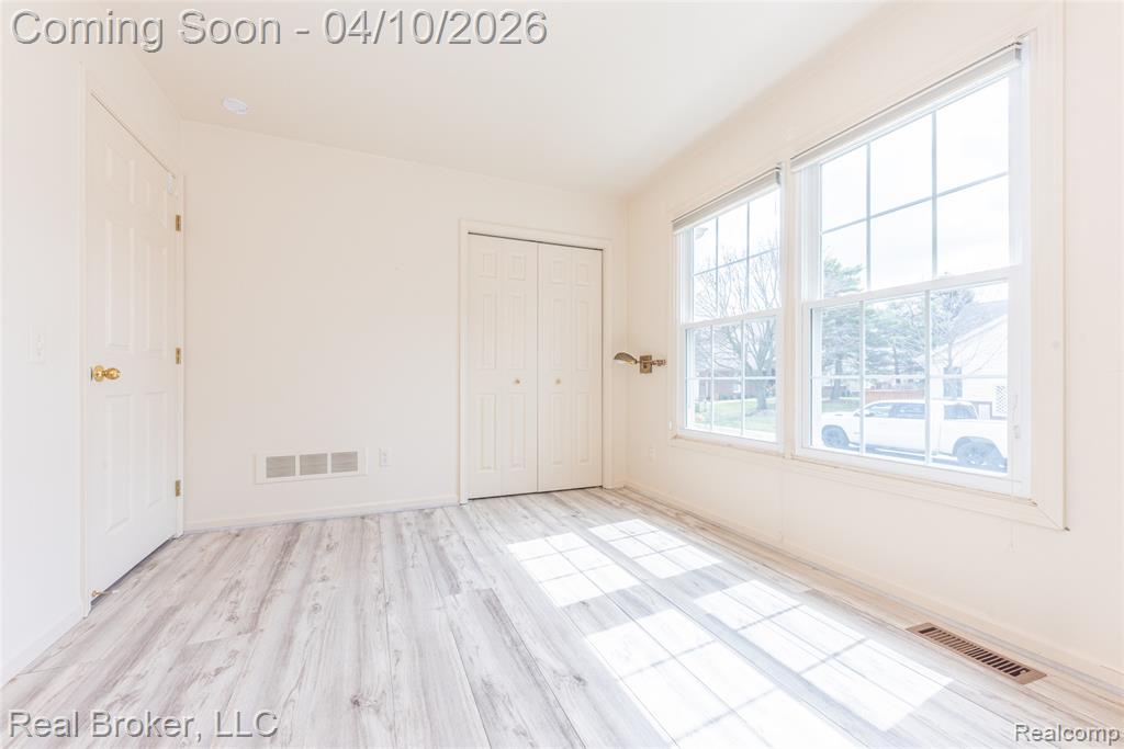 39836 Eagle Trace Drive, Northville, MI 48168 — Photo 24