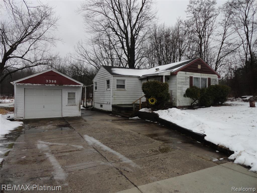 3396 E BALDWIN Road, Grand Blanc, MI 48439 — Photo 16