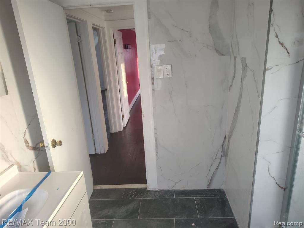 15092 Faust Avenue, Detroit, MI 48223 — Photo 28