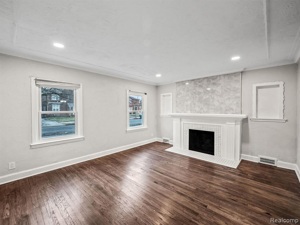 17554 OHIO Street, Detroit, MI 48221 — Photo 9
