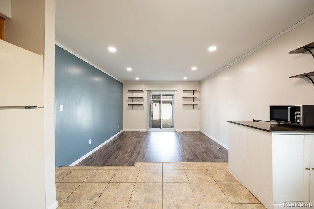 40137 WALTER Drive, Sterling Heights, MI 48310 — Photo 10