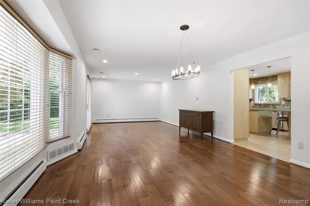 4016 Iverness Lane, West Bloomfield, MI 48323 — Photo 9
