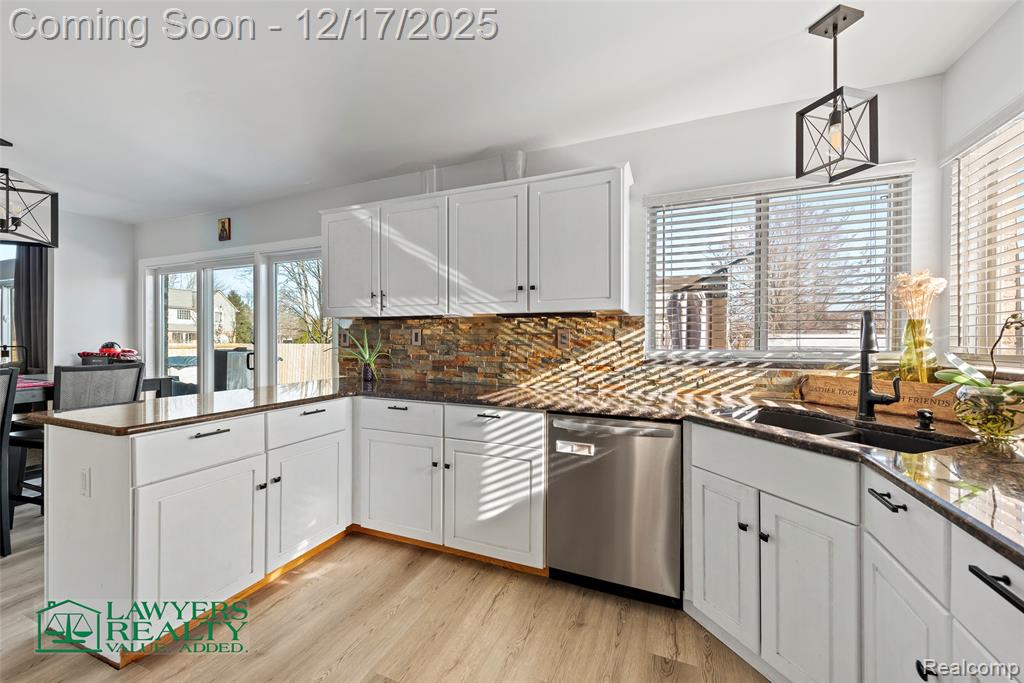 53084 Black Creek Drive, Chesterfield, MI 48047 — Photo 12
